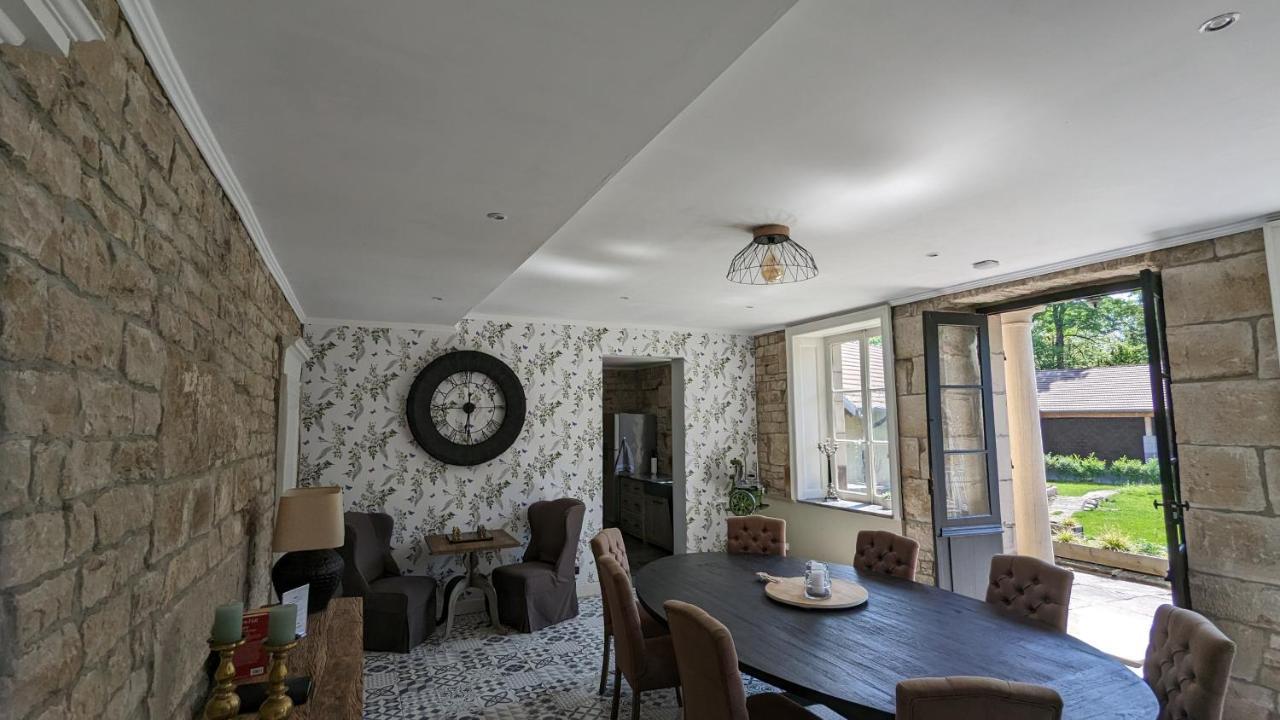 Manoir La Cerise Bed & Breakfast Fougerolles-Saint-Valbert Ngoại thất bức ảnh