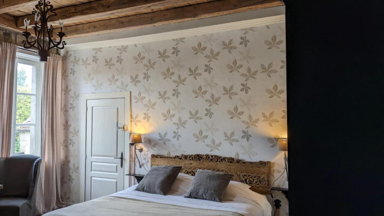 Manoir La Cerise Bed & Breakfast Fougerolles-Saint-Valbert Ngoại thất bức ảnh
