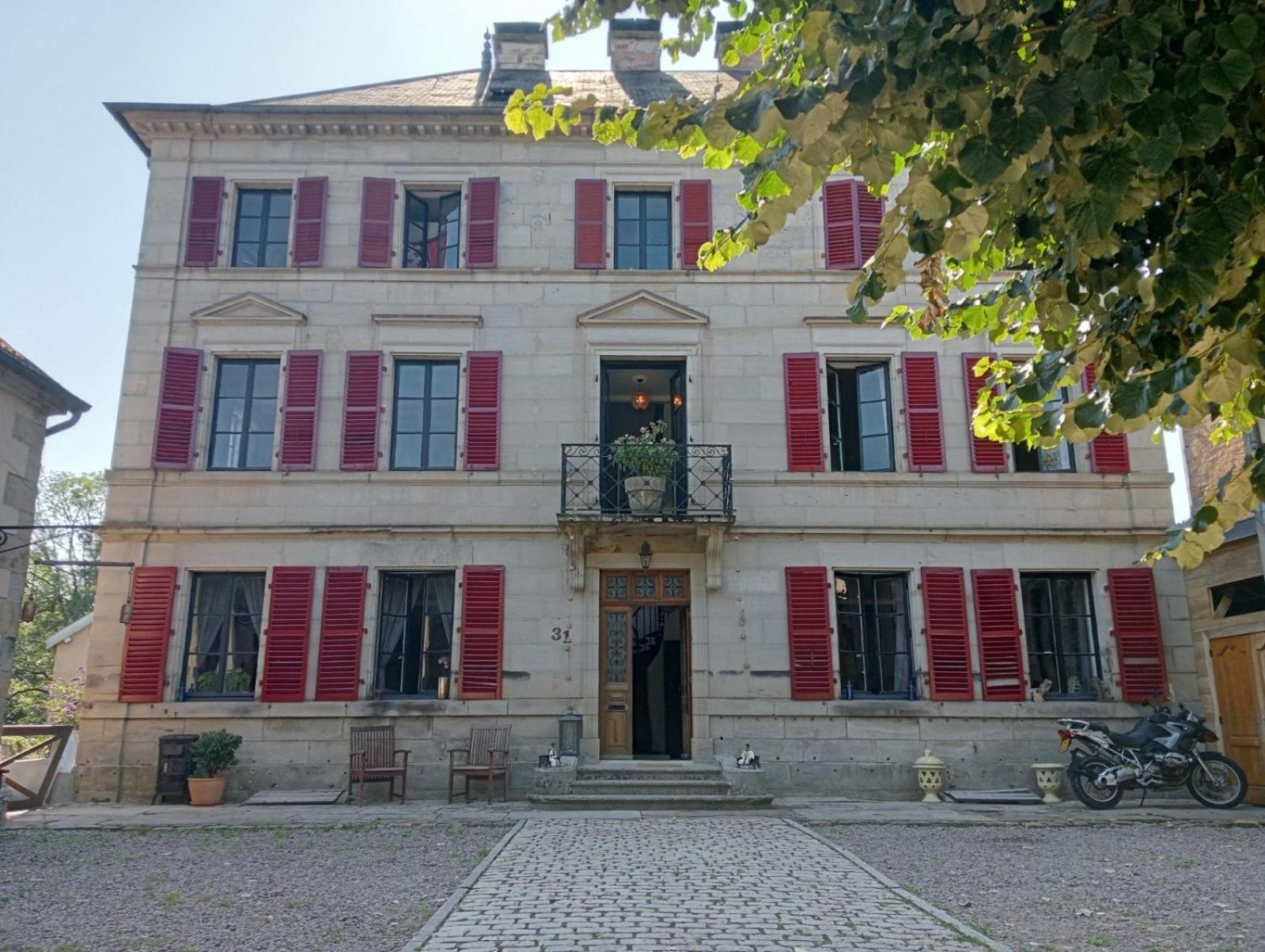 Manoir La Cerise Bed & Breakfast Fougerolles-Saint-Valbert Ngoại thất bức ảnh